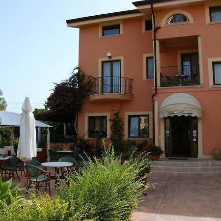 Villa Aurora Le Castella  Buitenkant foto